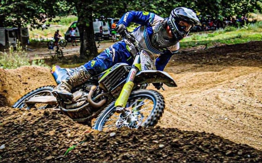 Motocross 888X555 1