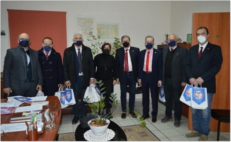 ΑΧΕΠΑ-ΕΛΛΑΣ Προσφορά έκδοσης στη Δευτεροβάθμιας Εκπαίδευσης Πιερίας