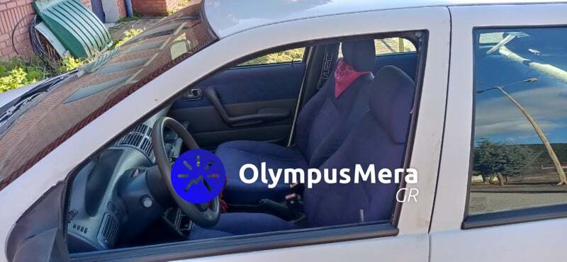Σπασμένα αμάξια στο Σιδηροδρομικό Σταθμό Νέων Πόρων
