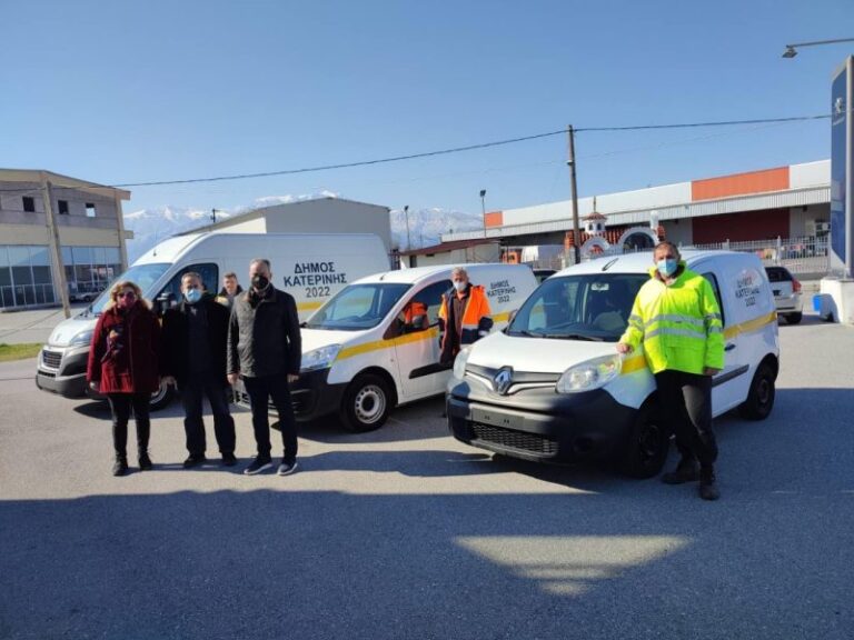 Κατερίνη: Παιδική σκηνή Χριστόπουλου Γιάννη – Ο Τζίτζικας και ο Μέρμηγκας