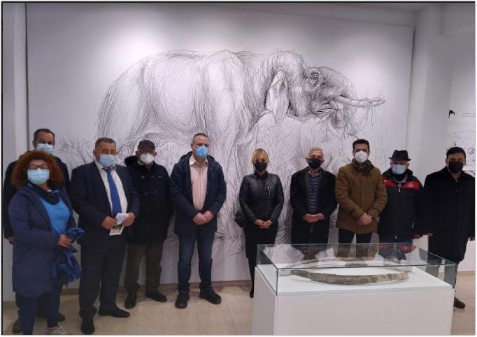 Επίσκεψη της Αντιπεριάρχη Πιερίας Σοφίας Μαυρίδου στο Εκθετήριο «ΜΑΣΤΟΔΟΝΤΑΣ - ΝΕΟΚΑΙΣΑΡΕΙΑ»